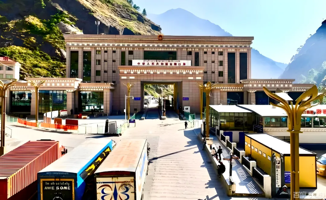 受伤的中尼贸易:吉隆口岸一座临时应急贝雷桥何以5个多月还没建好?